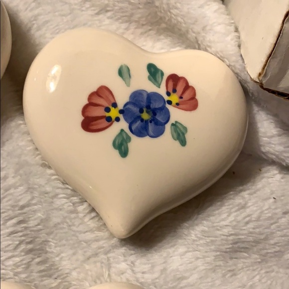 Vintage Home Interiors 3 Ceramic Hearts w/flowers - Picture 5 of 12